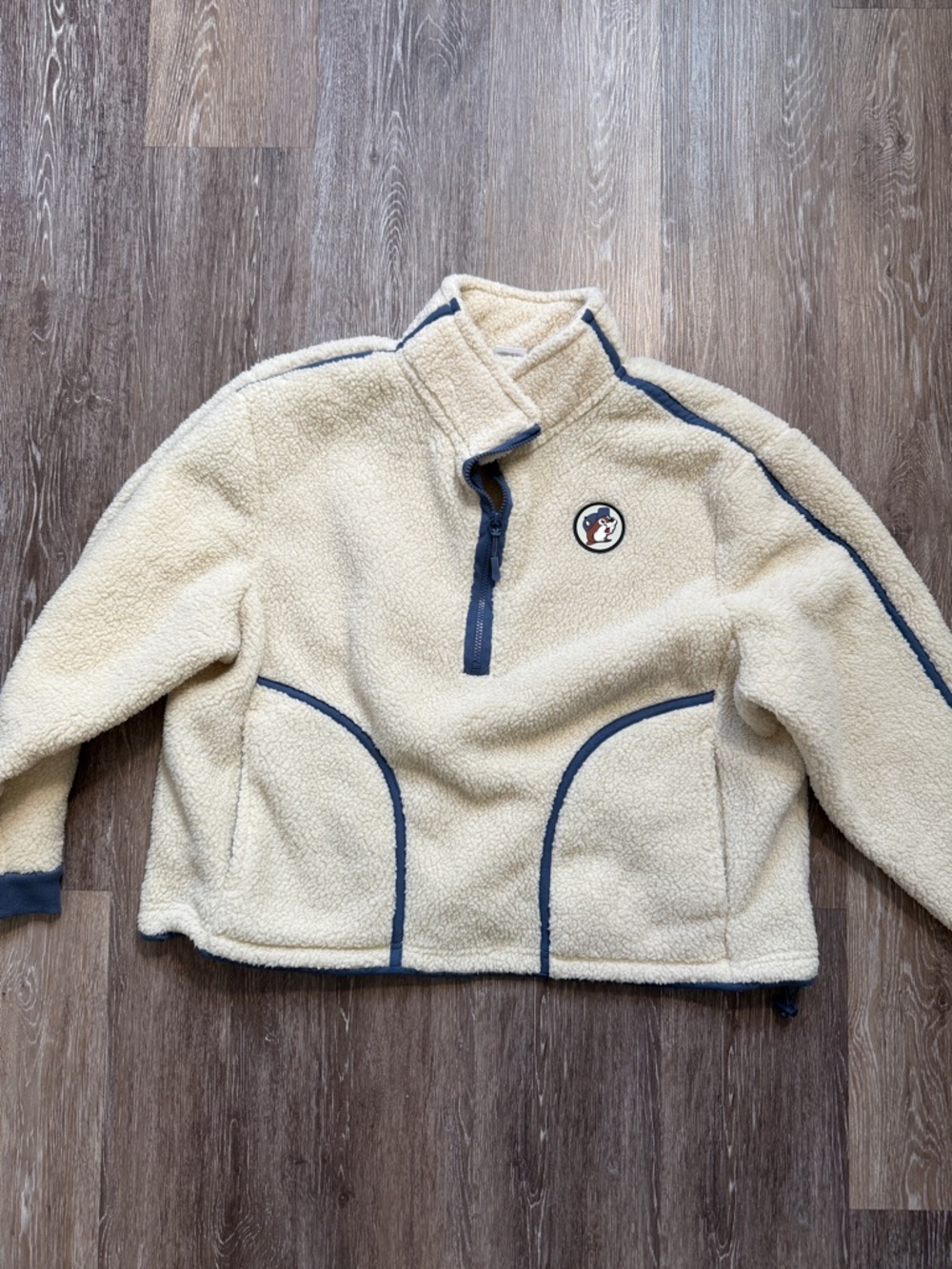 Bucee's Cream Sherpa Pullover  XL